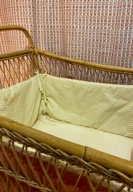 Tour de lit bébé
