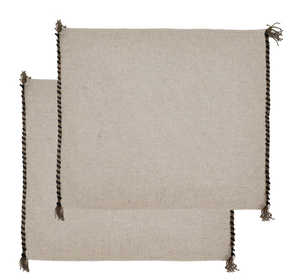 set de table couleur lin finition passepoil vendu en lot de 2