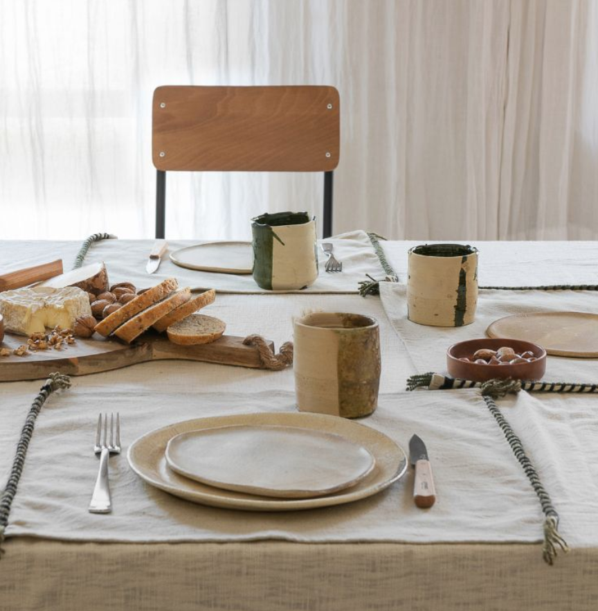 set de tale sur table