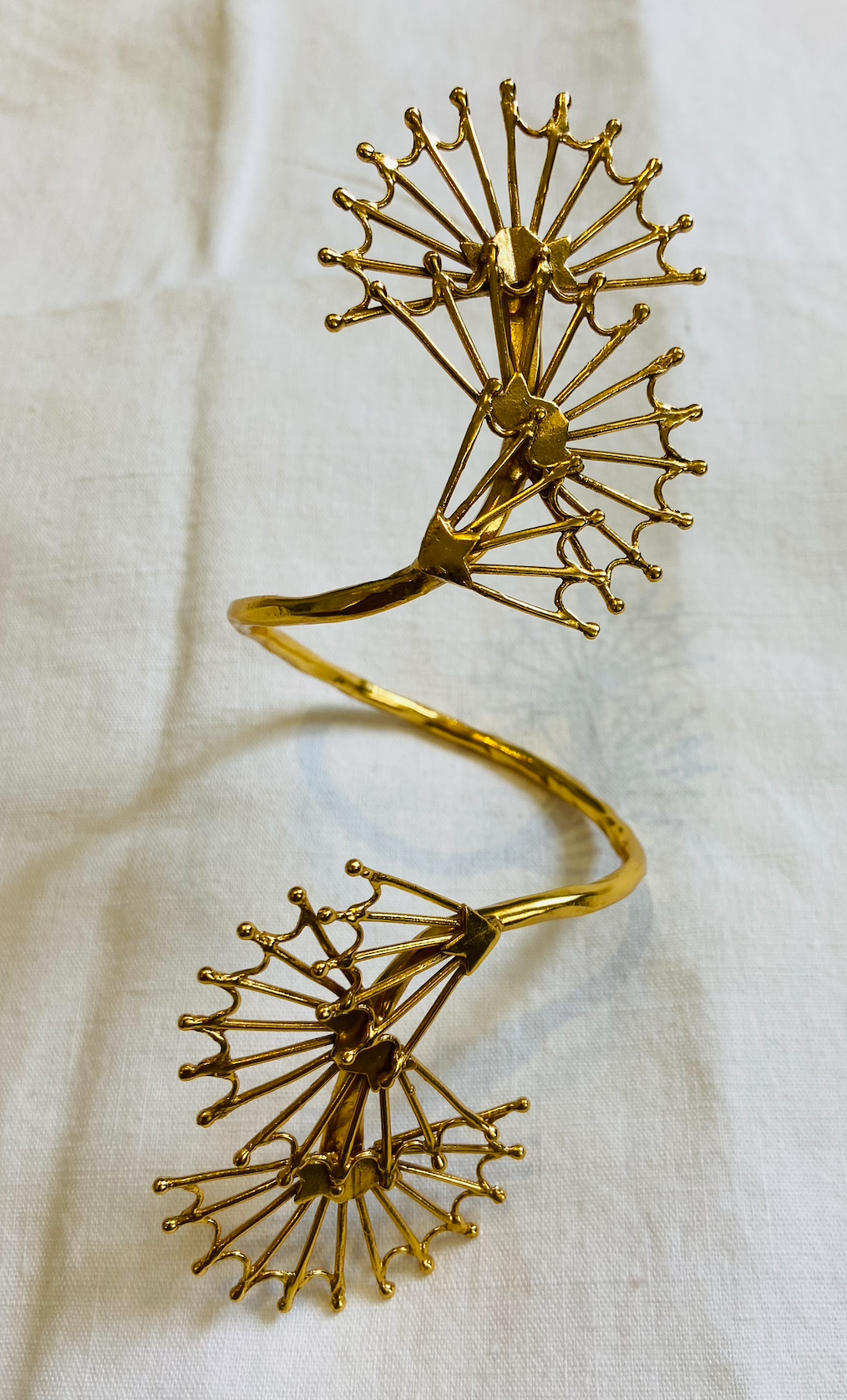Bracelet Manchette Inspiration Feuilles de Papyrus - Plaqué Or 24K
